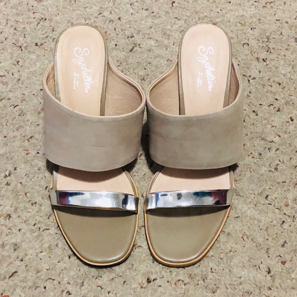 Seychelles heels